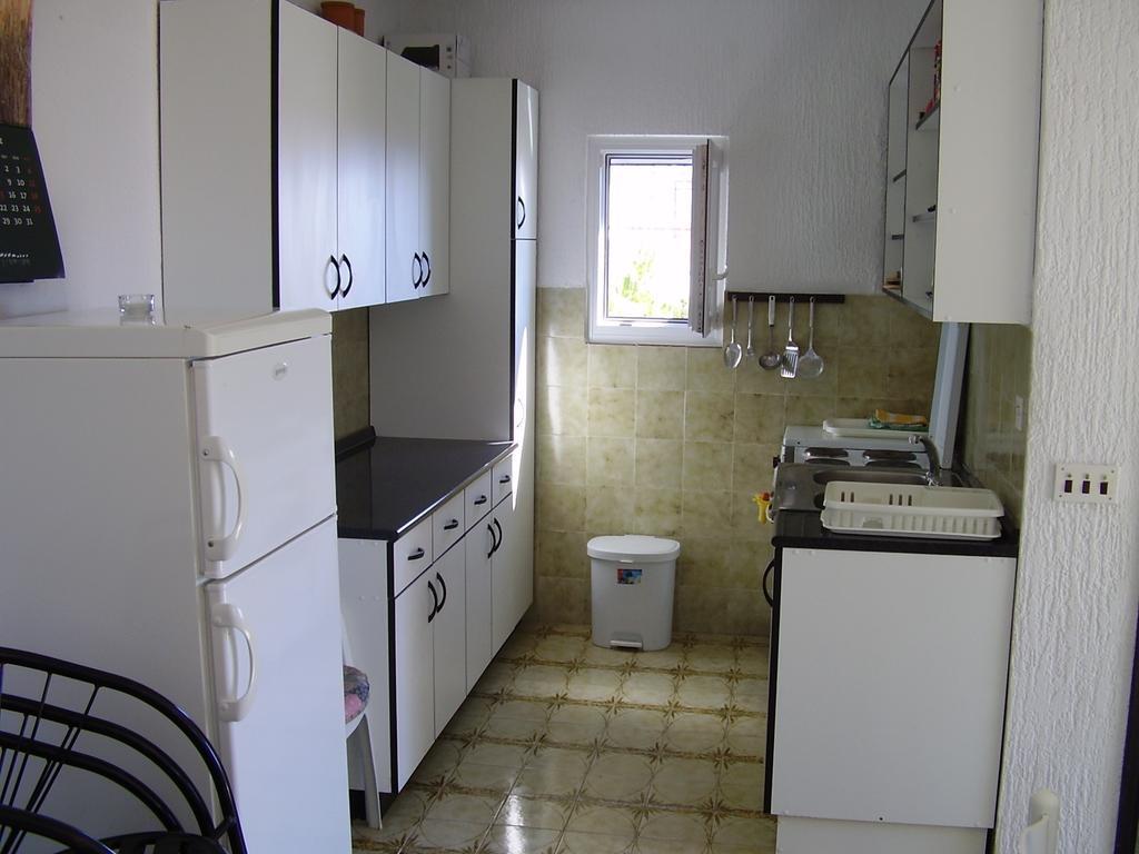 Petar Apartment Omis Bilik gambar