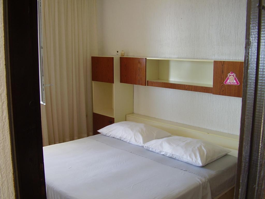 Petar Apartment Omis Bilik gambar